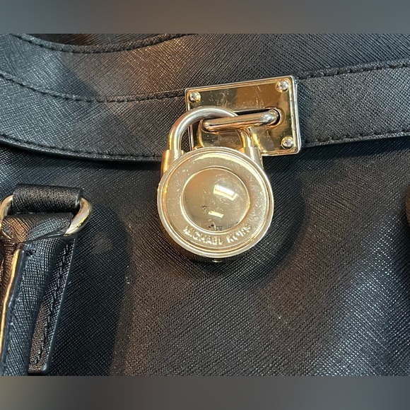 Michael Kors MK Large Hamilton Tote Bag Black Saffiano Leather Black Purse - Picture 3 of 12